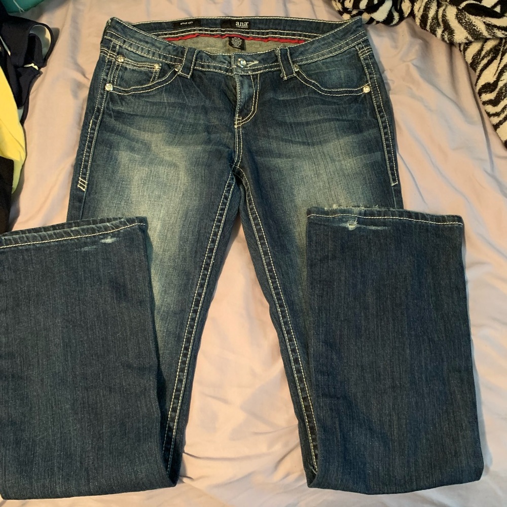 SOLD — Women’s jeans